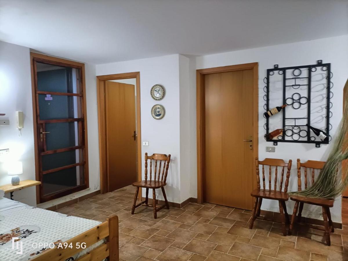 La Taverna Di Angela Amendolara Exteriér fotografie
